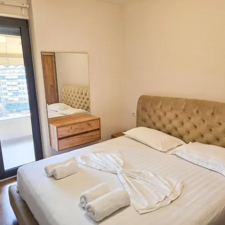 Apartment Spacious 2br Luxury